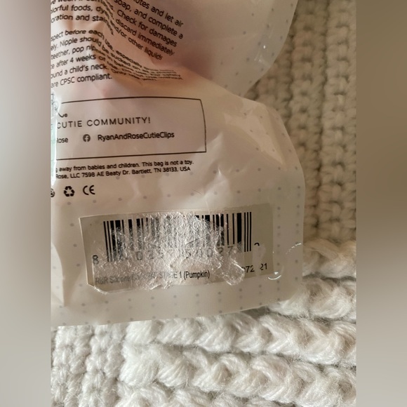 Ryan & Rose Cutie Pat Pacifier and Teether - Picture 6 of 9